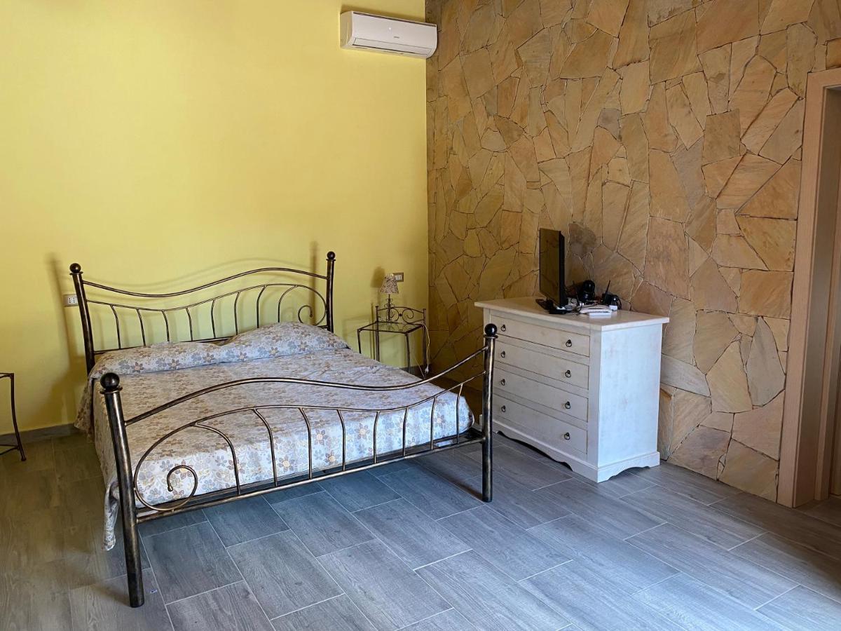 Agriturismo Abbalughente Sindia Bagian luar foto